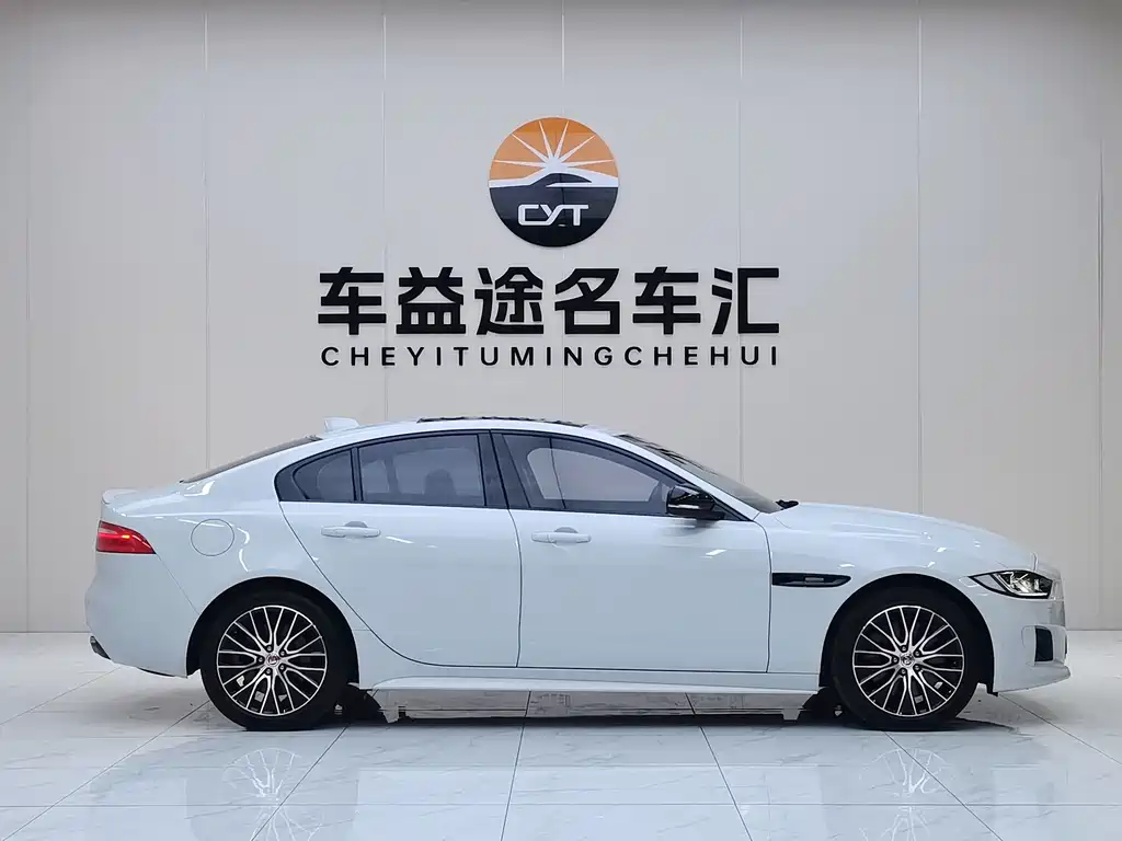 Jaguar XE — миниатюра 22