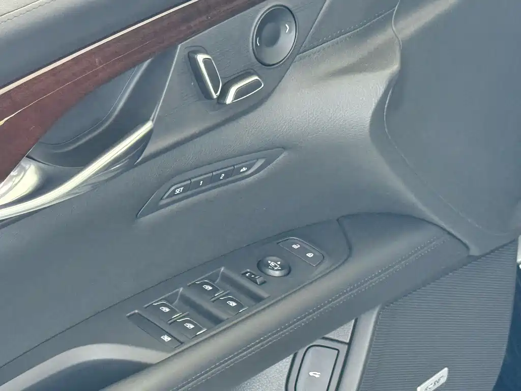 Cadillac CT6 — миниатюра 11