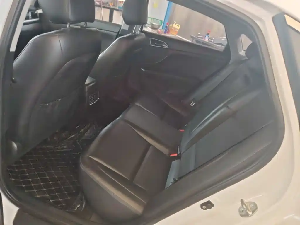 Hyundai Mistra — миниатюра 17