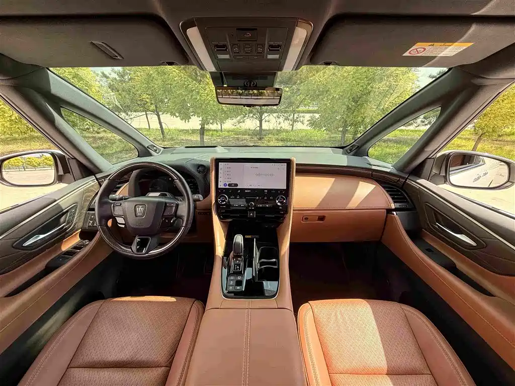 Toyota Vellfire 2024 2.5L Executive