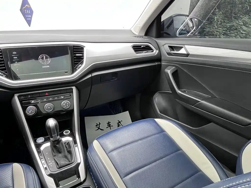 Volkswagen T-Roc — миниатюра 6