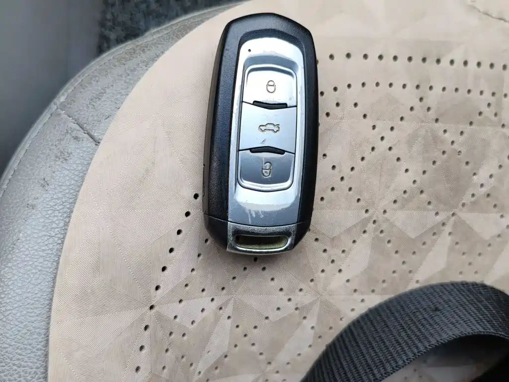 Geely Emgrand — миниатюра 9