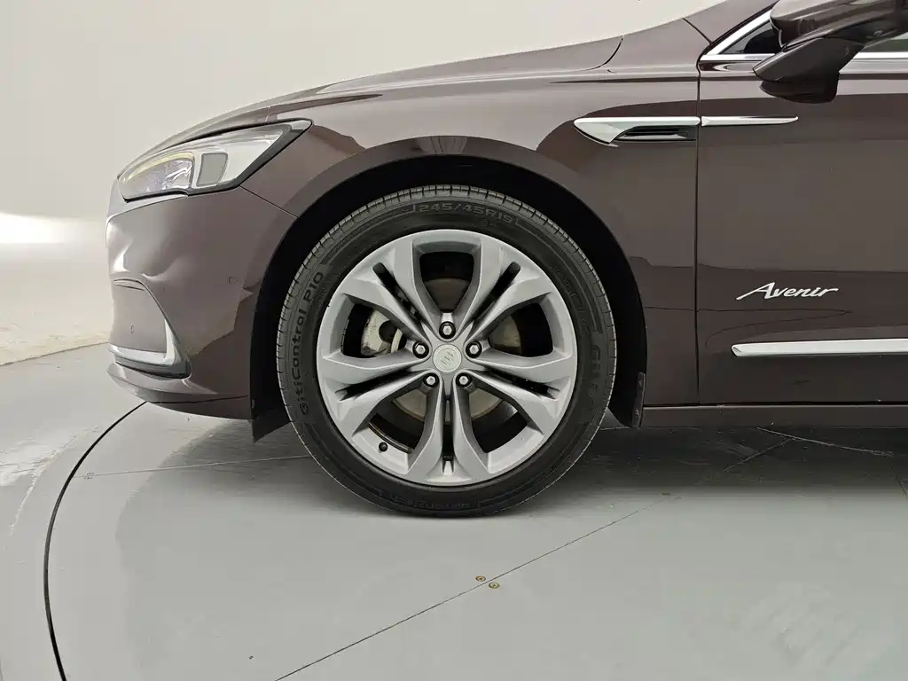 Buick LaCrosse 2020 Avenir Flagship