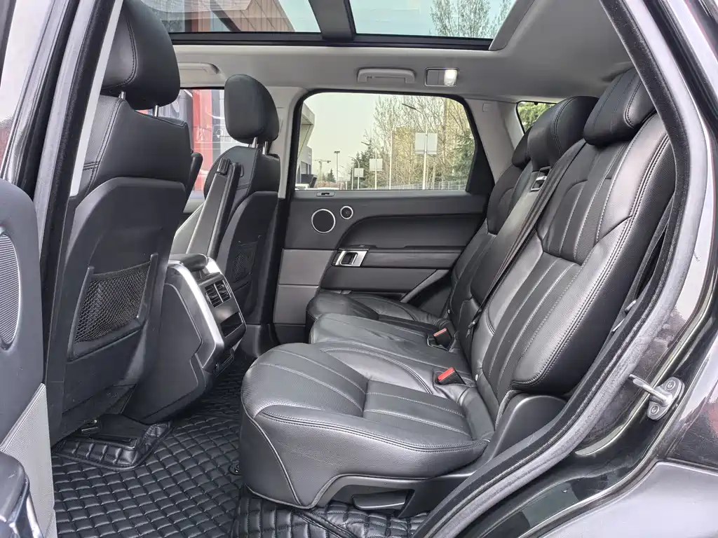 Land Rover Range Rover Sport 2017 3.0 SC V6 SE