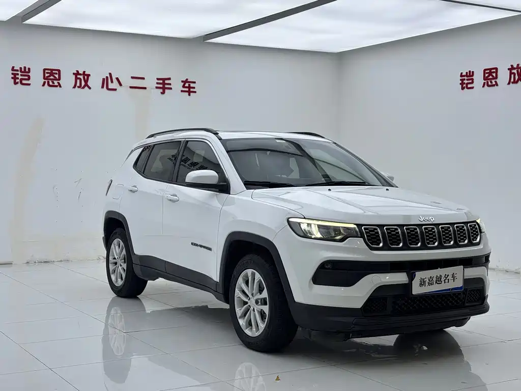 Jeep Compass — миниатюра 3