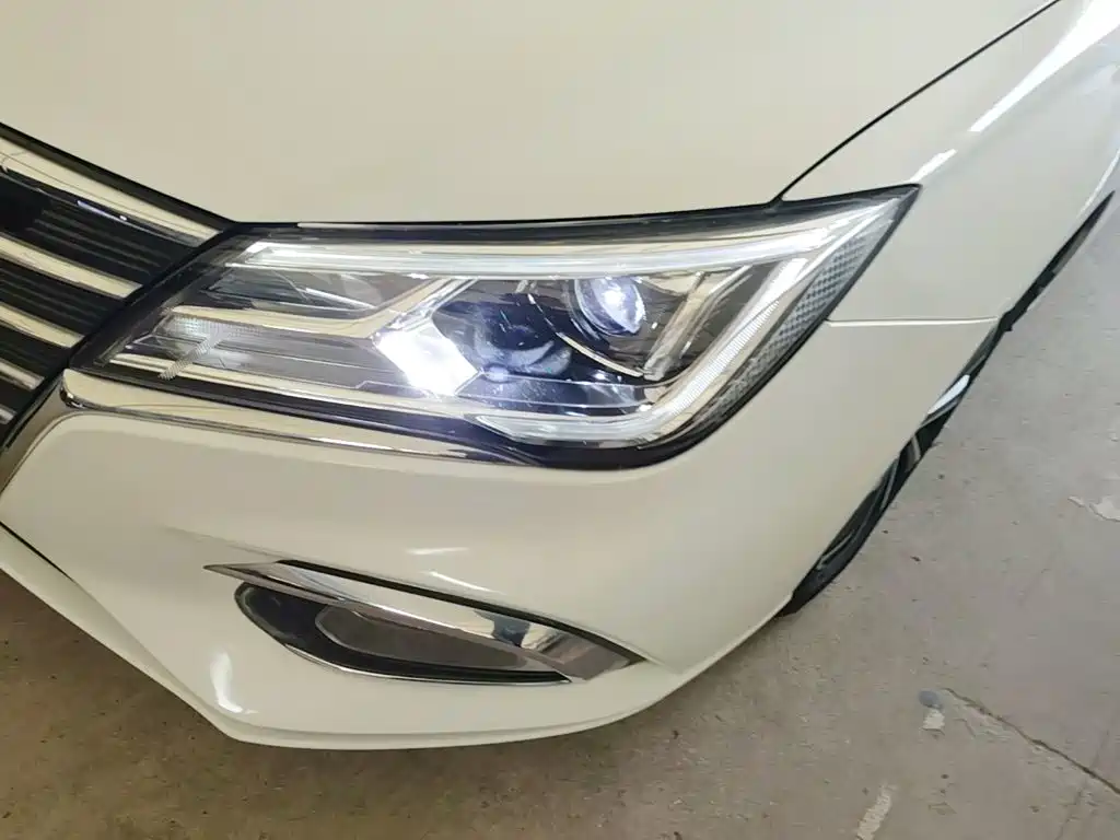 Roewe i5 — миниатюра 24