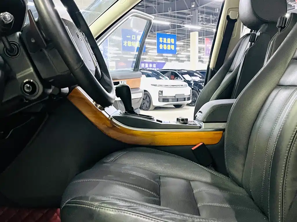 Land Rover Sport — миниатюра 7