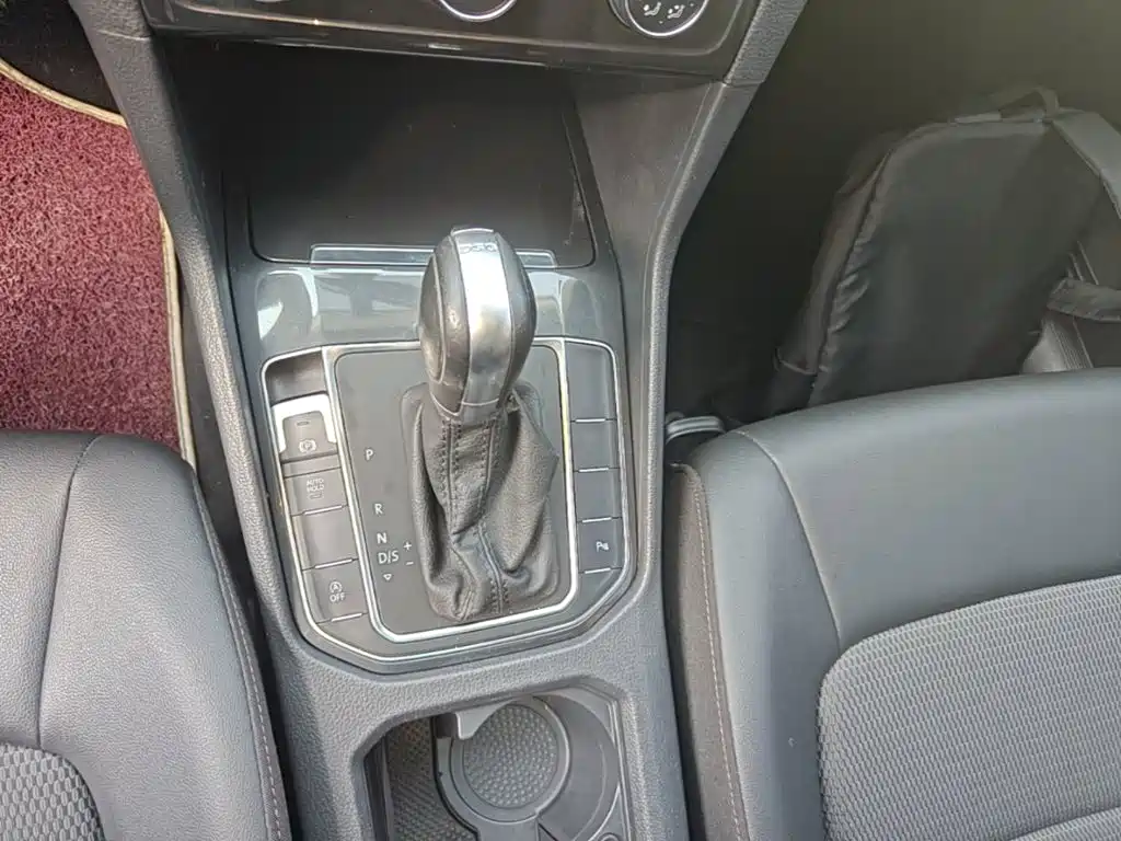 Volkswagen Golf Sportsvan — миниатюра 14