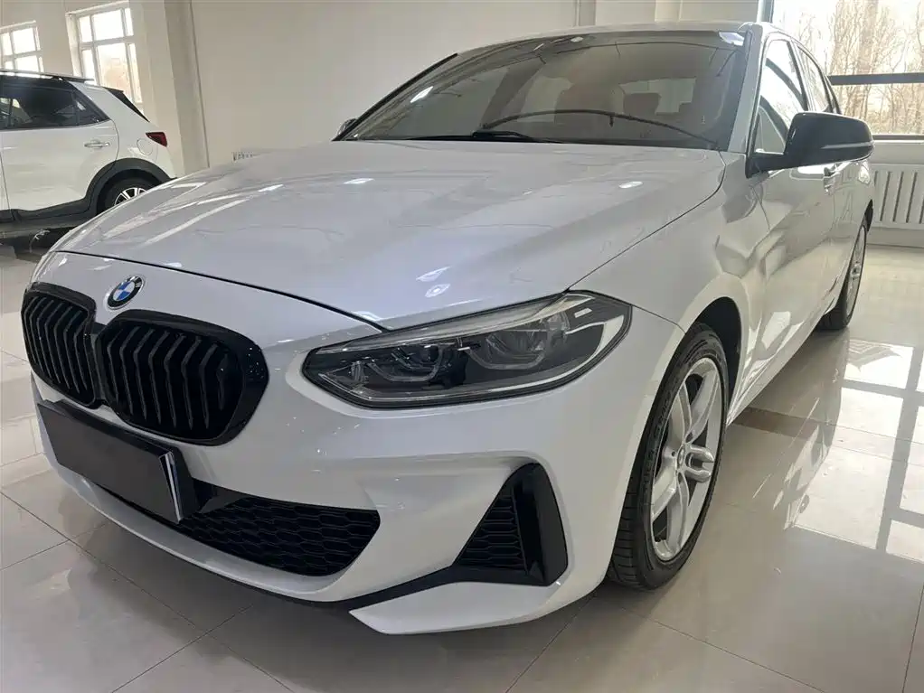 BMW 1 Series 2021