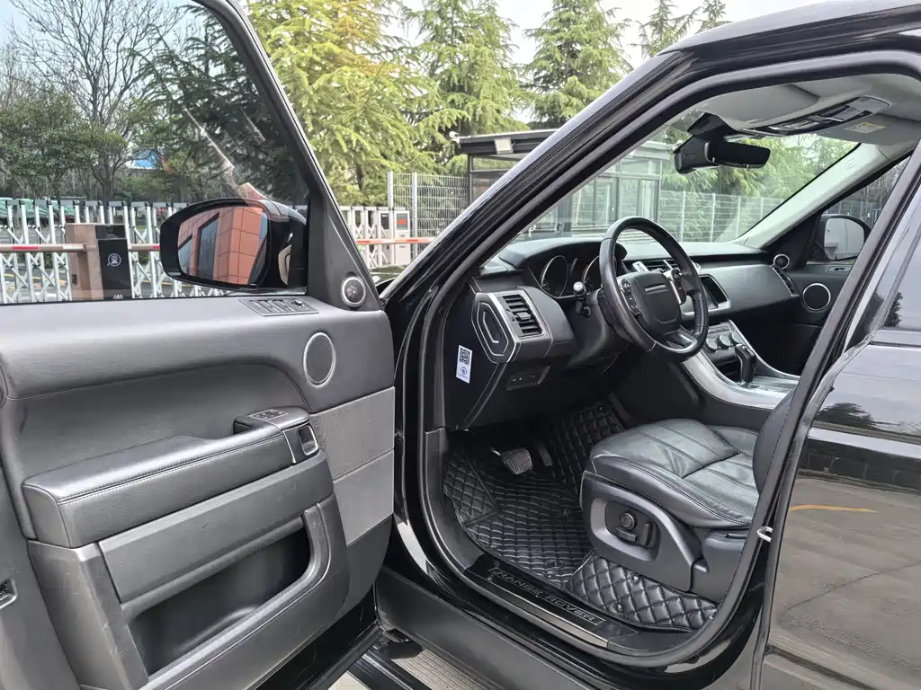 Land Rover Range Rover Sport 2017 3.0 SC V6 SE