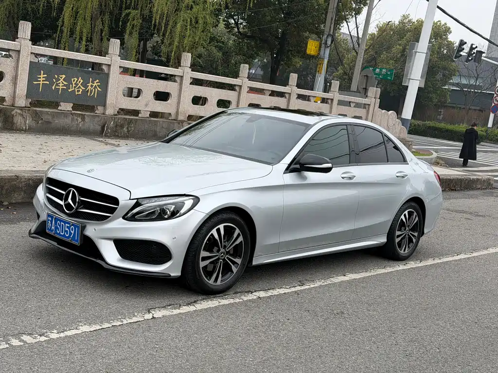 Mercedes-Benz C-Class 2017