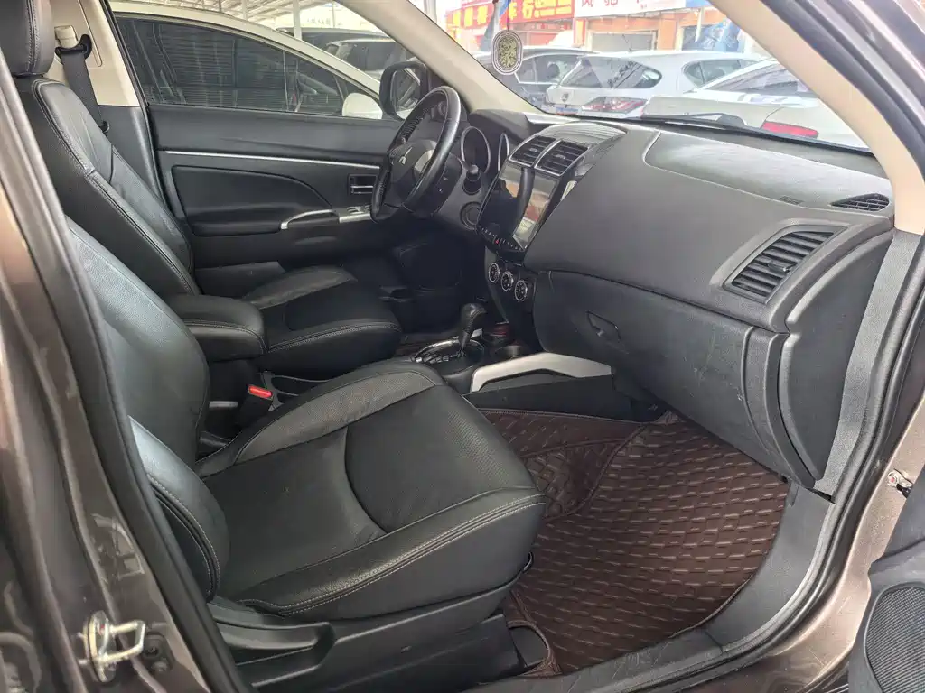 Mitsubishi ASX — миниатюра 6