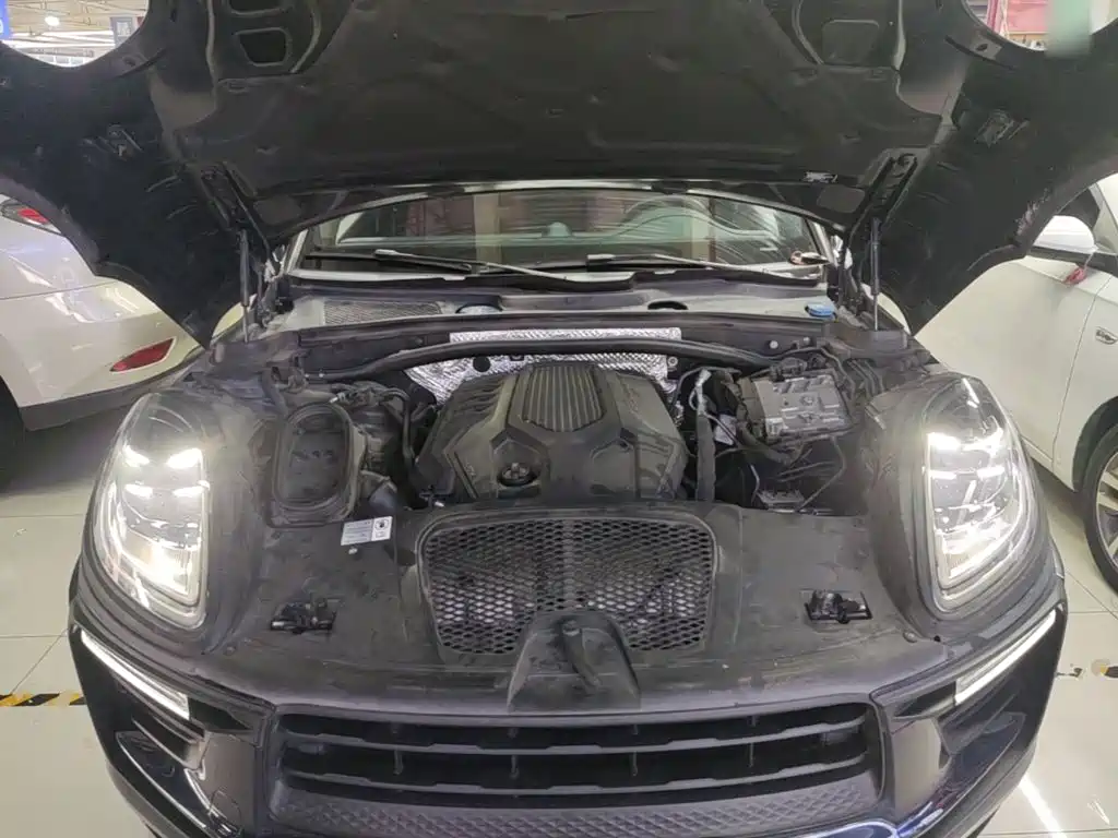 Porsche Macan — миниатюра 20