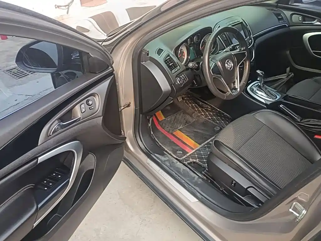 Buick Regal — миниатюра 12