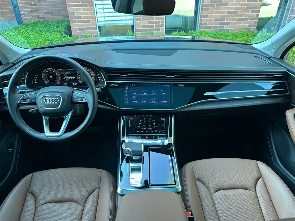 Audi Q7 2026 55 TFSI quattro S line Sport