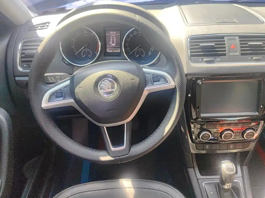 Skoda Yeti — миниатюра 15