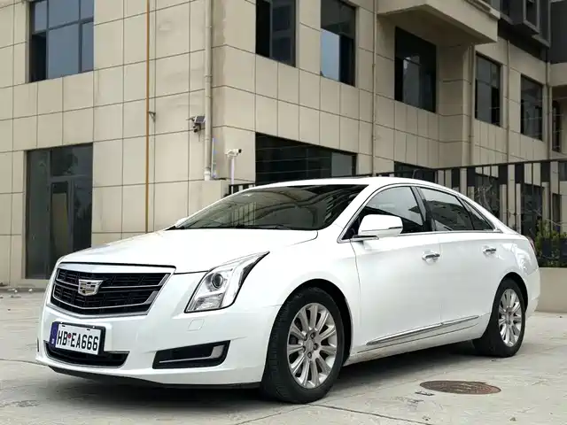 Cadillac XTS