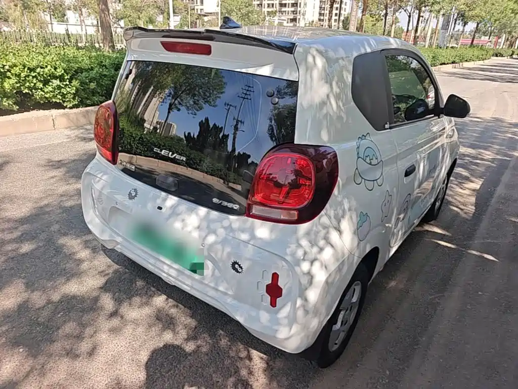 Roewe Clever — миниатюра 7