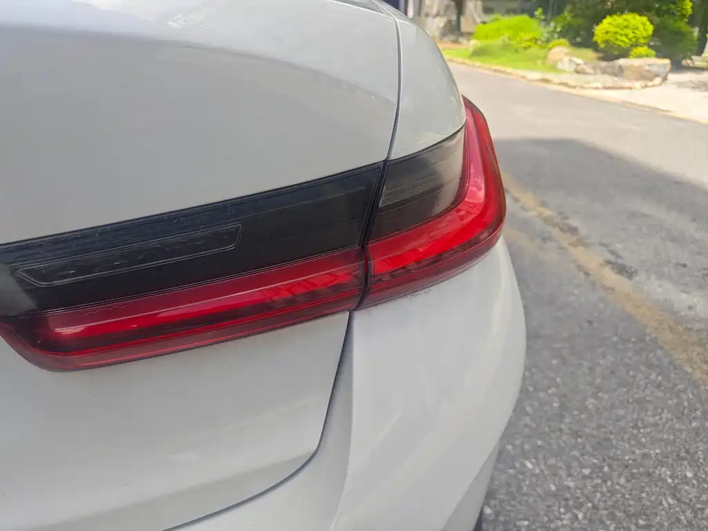 BMW i3 — миниатюра 13