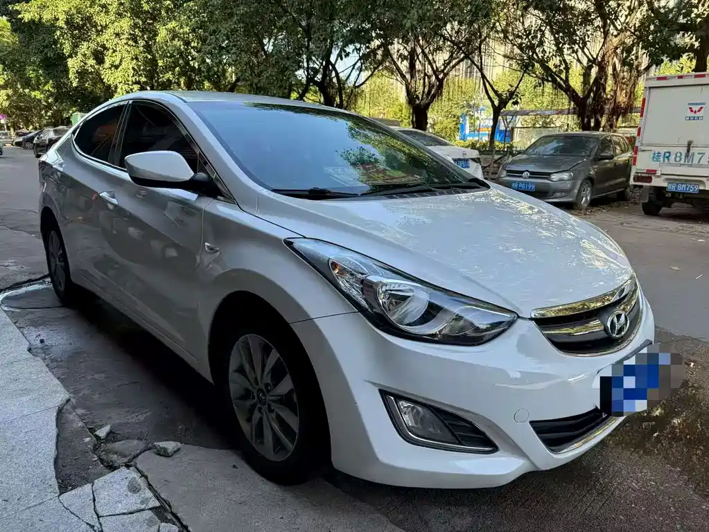 Hyundai Elantra Langdong — миниатюра 3
