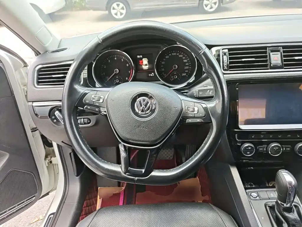 Volkswagen Sagitar — миниатюра 11