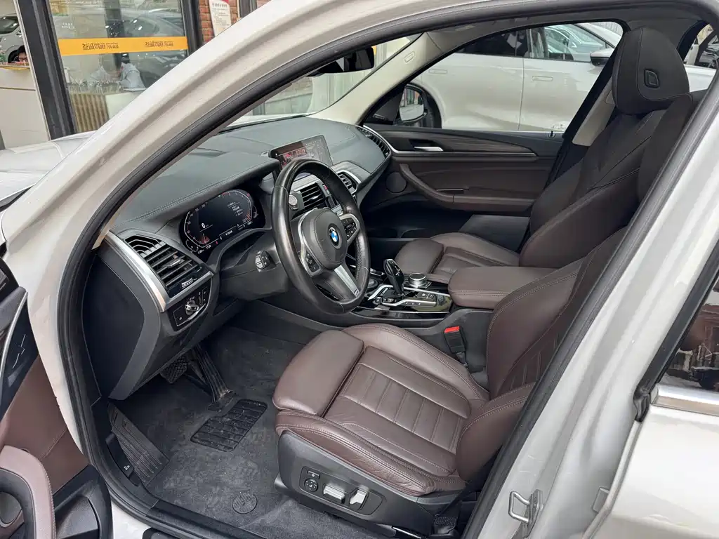BMW X3 — миниатюра 8
