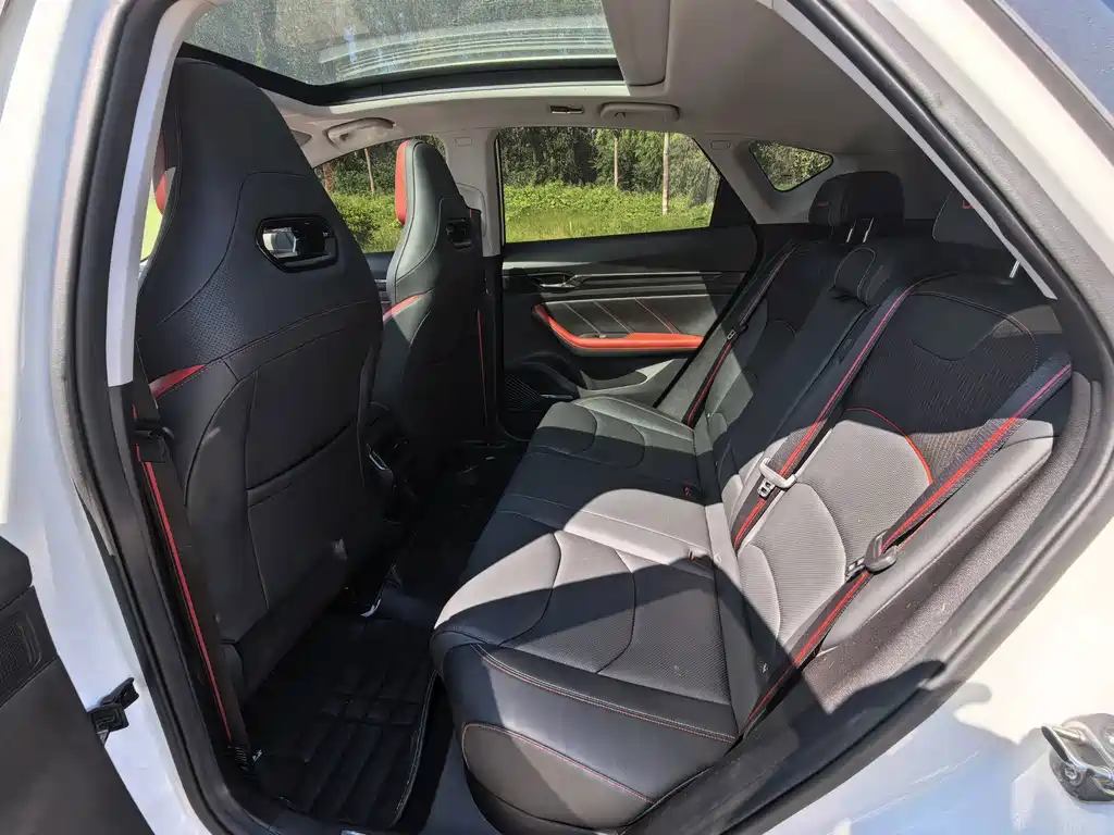 Geely Emgrand S — миниатюра 12
