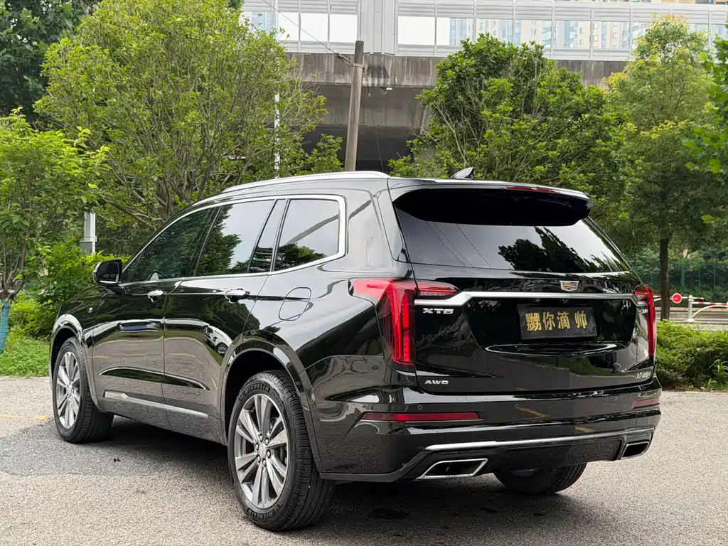 Cadillac XT6 2020 28T мест Luxury