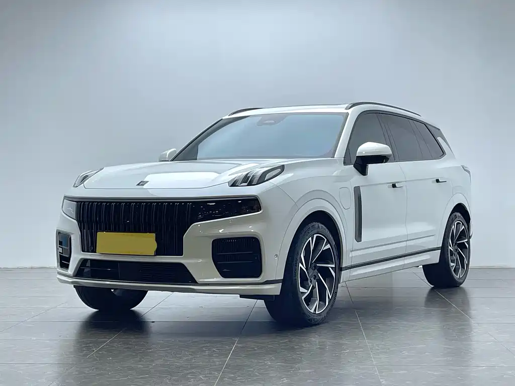 Lynk & Co 09 EM-P 2022