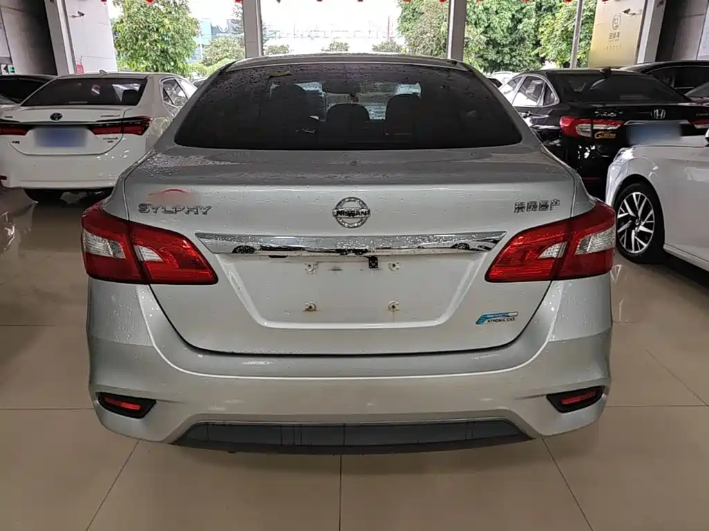 Nissan Sylphy — миниатюра 6