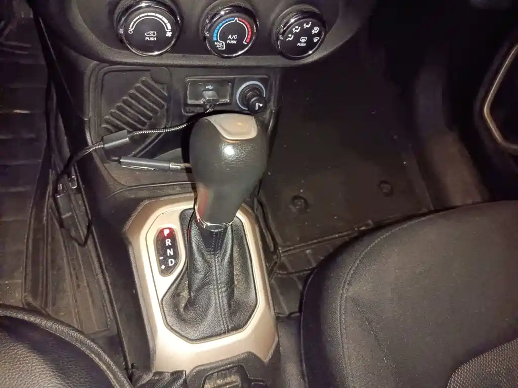Jeep Renegade — миниатюра 7