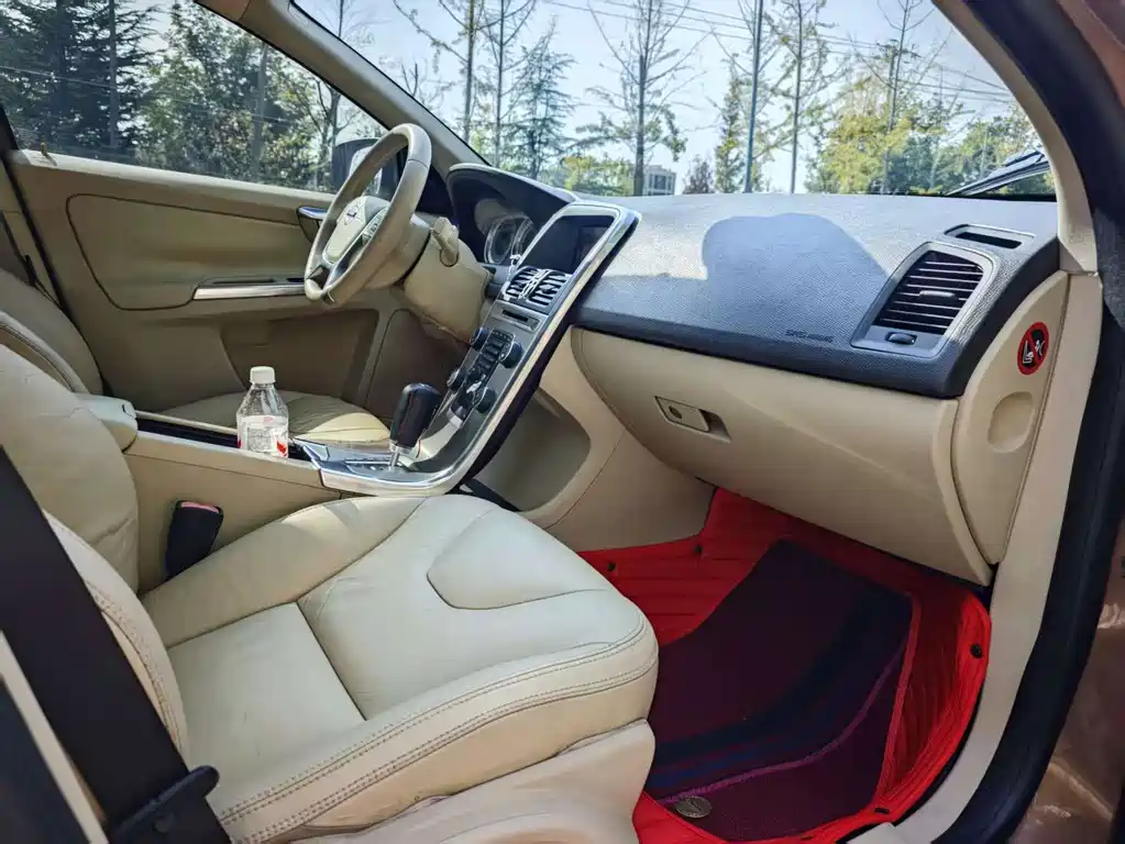 Volvo XC60 (Import) — миниатюра 12