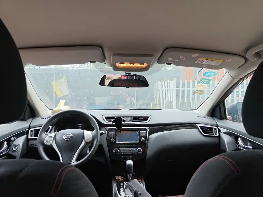 Nissan Qashqai — миниатюра 19
