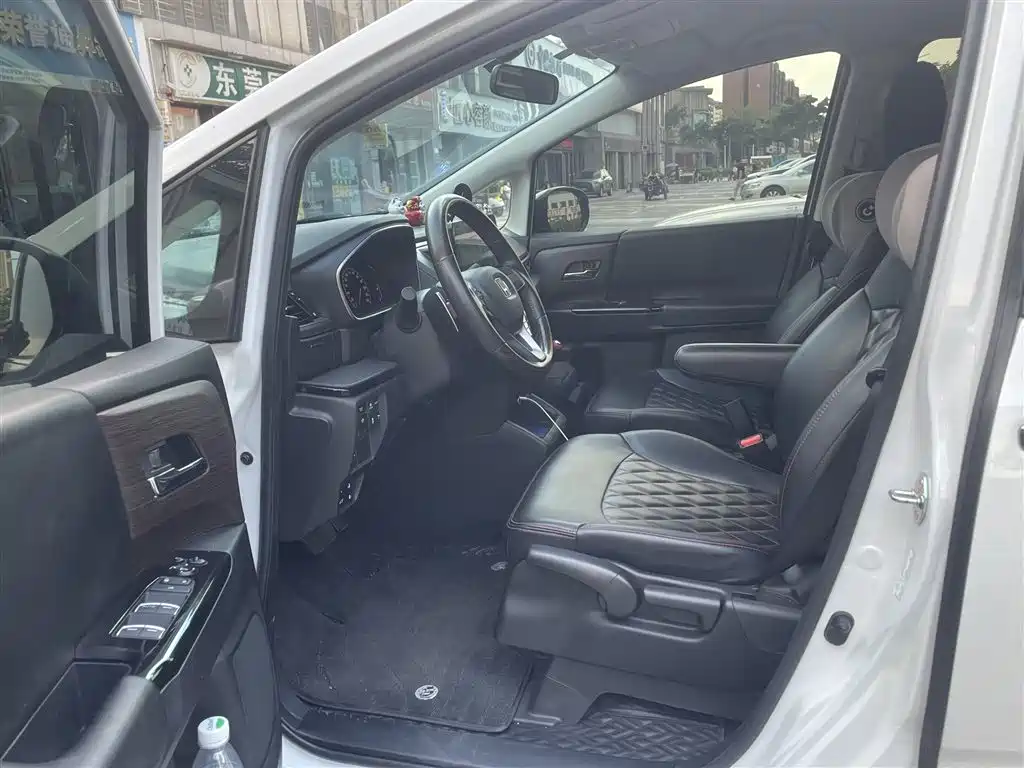 Honda Odyssey 2024 2.0L e:HEV Enjoy