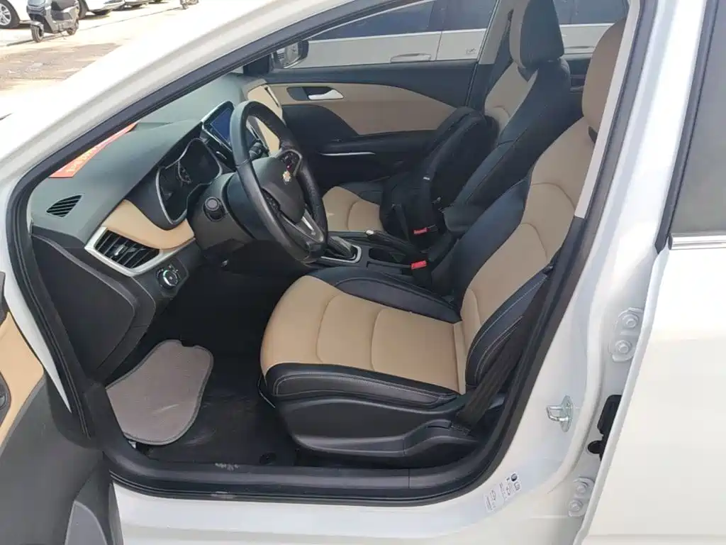 Chevrolet Monza — миниатюра 15
