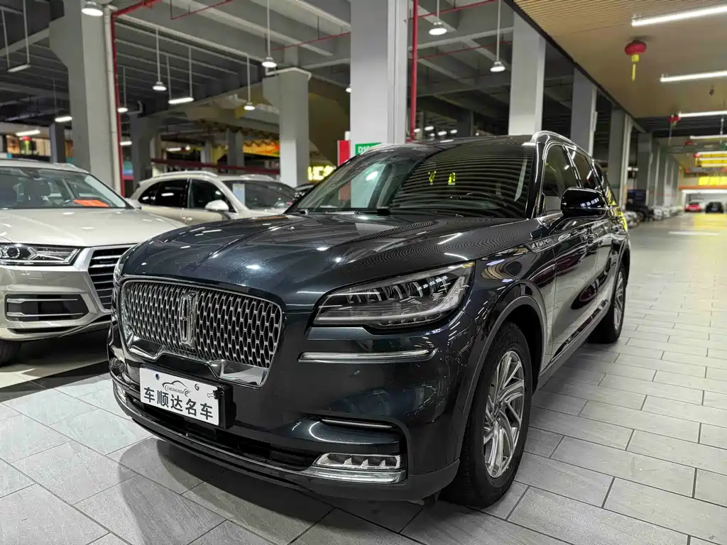 Lincoln Aviator