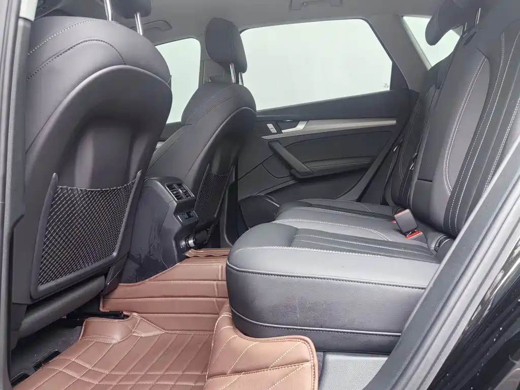 Audi Q5L — миниатюра 8