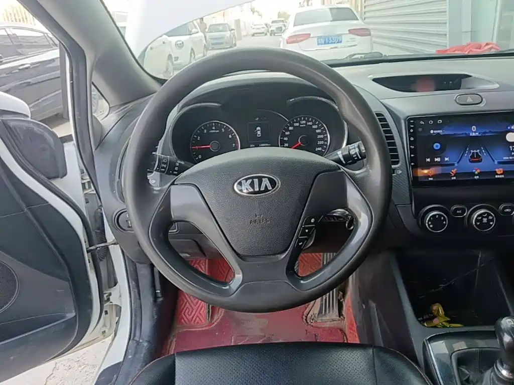 Kia K3 — миниатюра 11