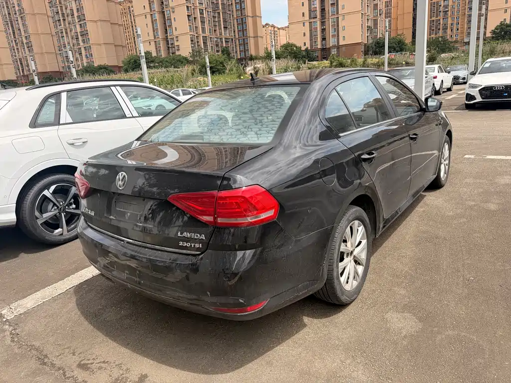 Volkswagen Lavida 2017 230TSI DSG Comfort