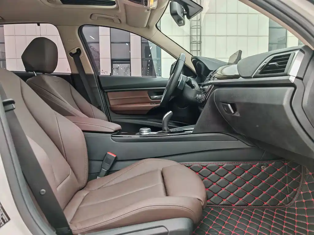 BMW 3 Series — миниатюра 15