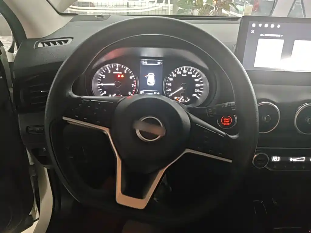 Nissan Qashqai — миниатюра 11