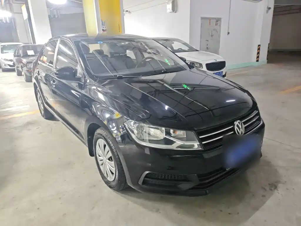 Volkswagen Santana — миниатюра 4