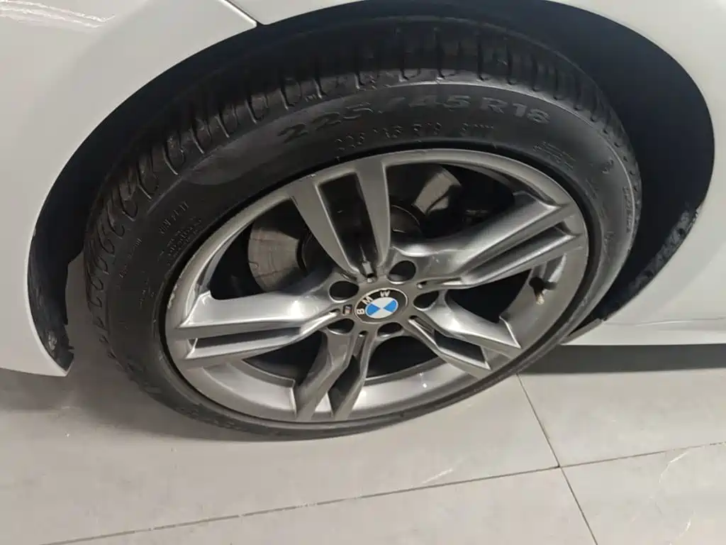 BMW 3 Series — миниатюра 23