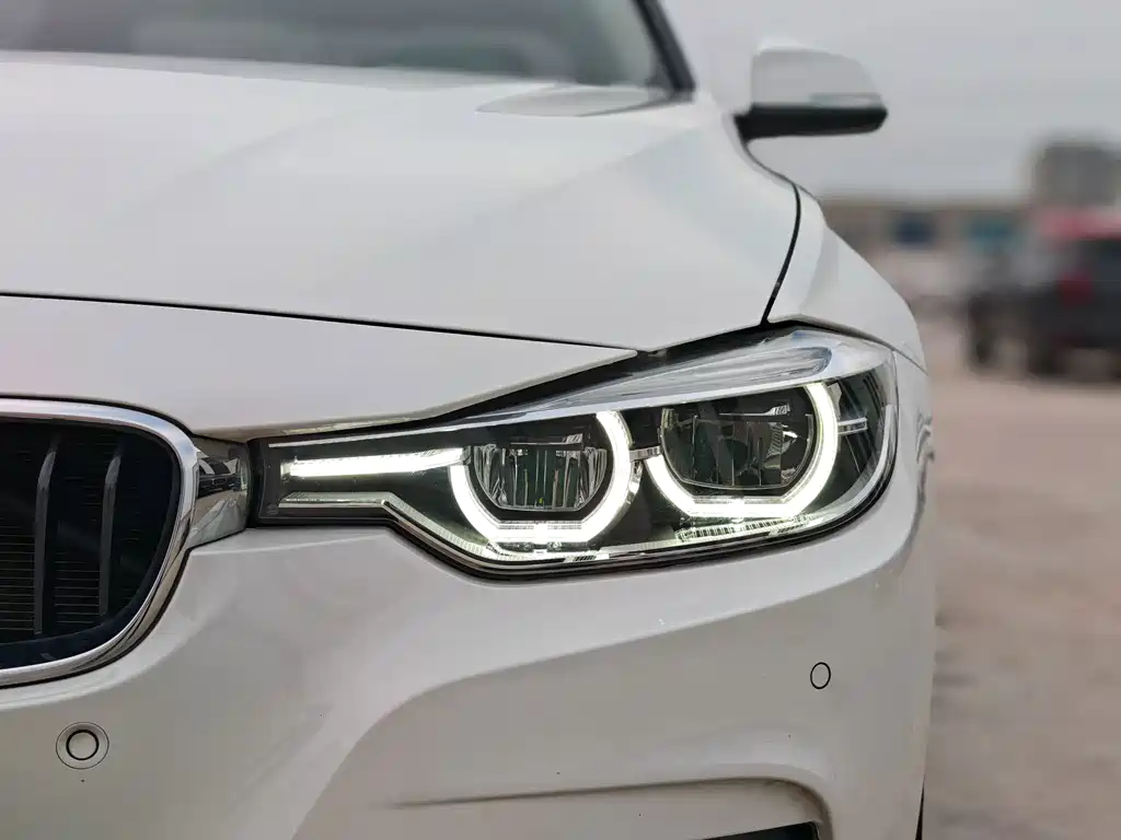 BMW 3 Series — миниатюра 9