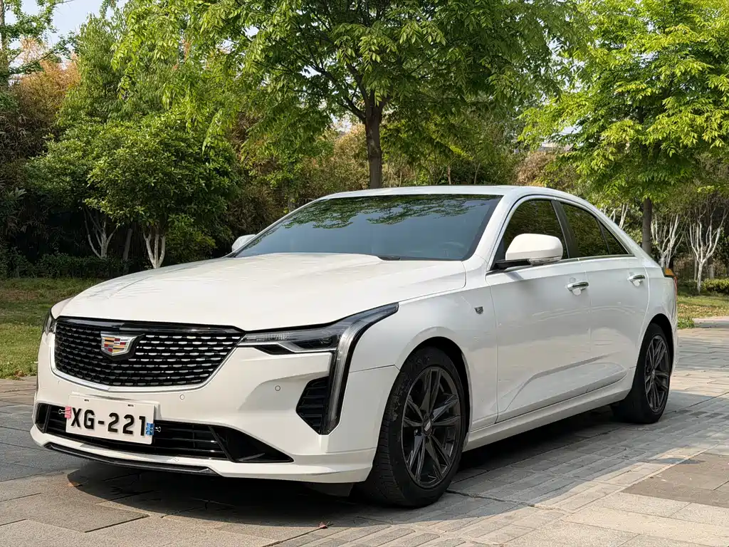 Cadillac CT4 2021