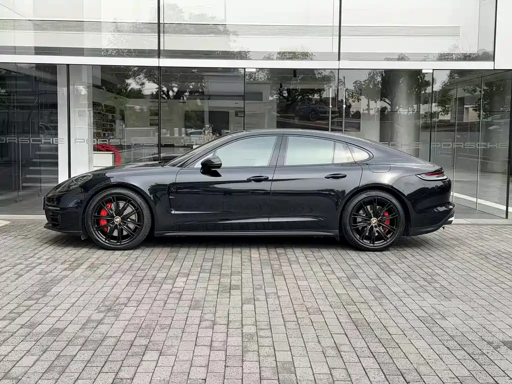Porsche Panamera Hybrid — миниатюра 2