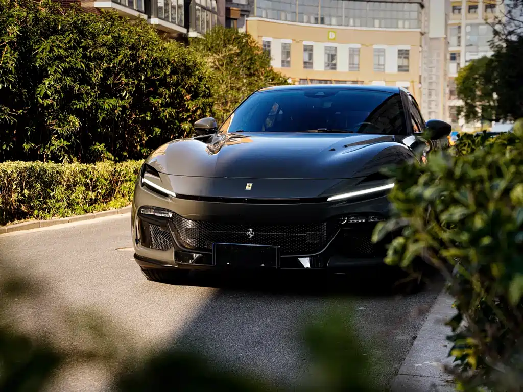 Ferrari Purosangue 2023 6.5L V12