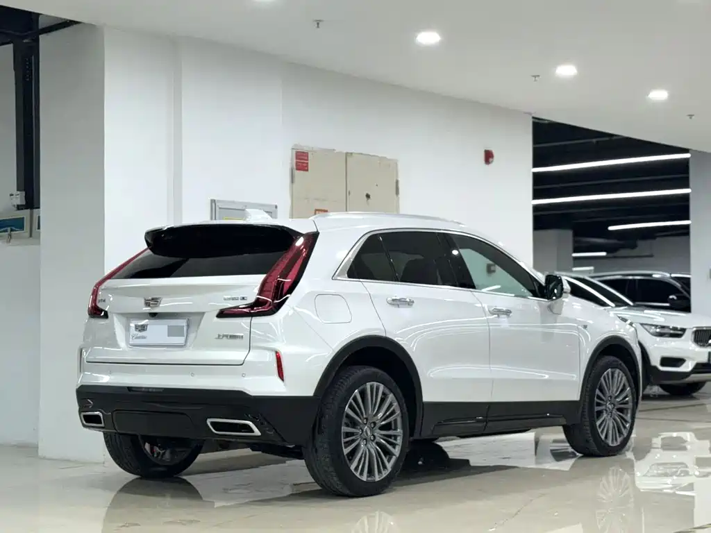 Cadillac XT4 2024 28T Luxury
