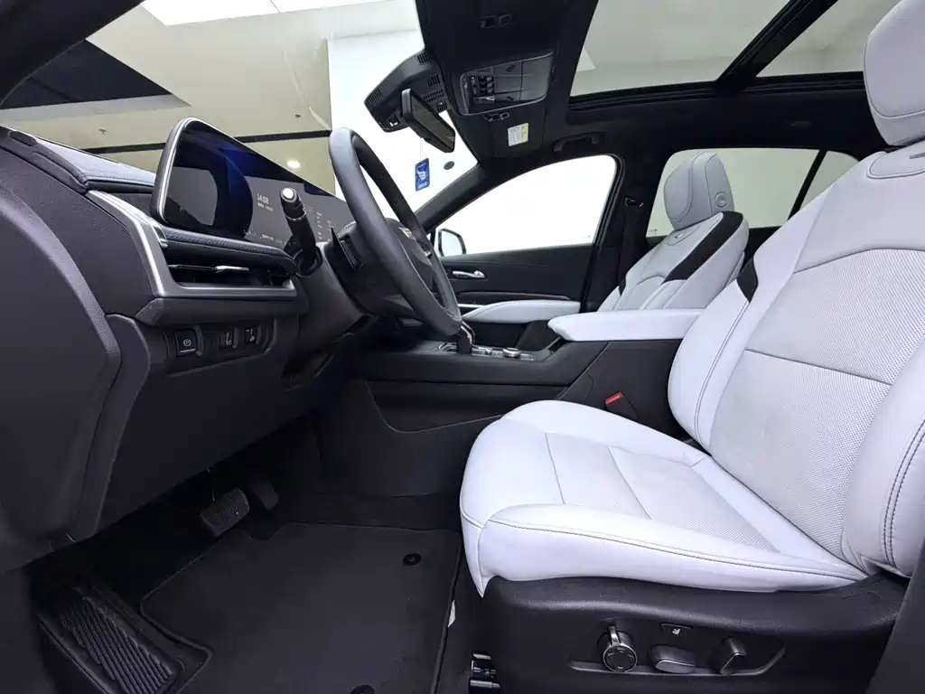 Cadillac XT4 2024 28T Luxury