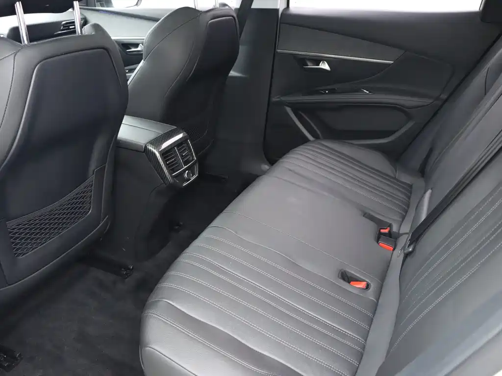 Peugeot 4008 — миниатюра 13